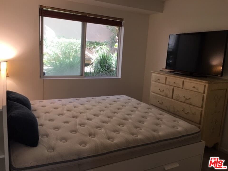 1018 4th St #103, Santa Monica, CA 90403, photo 6