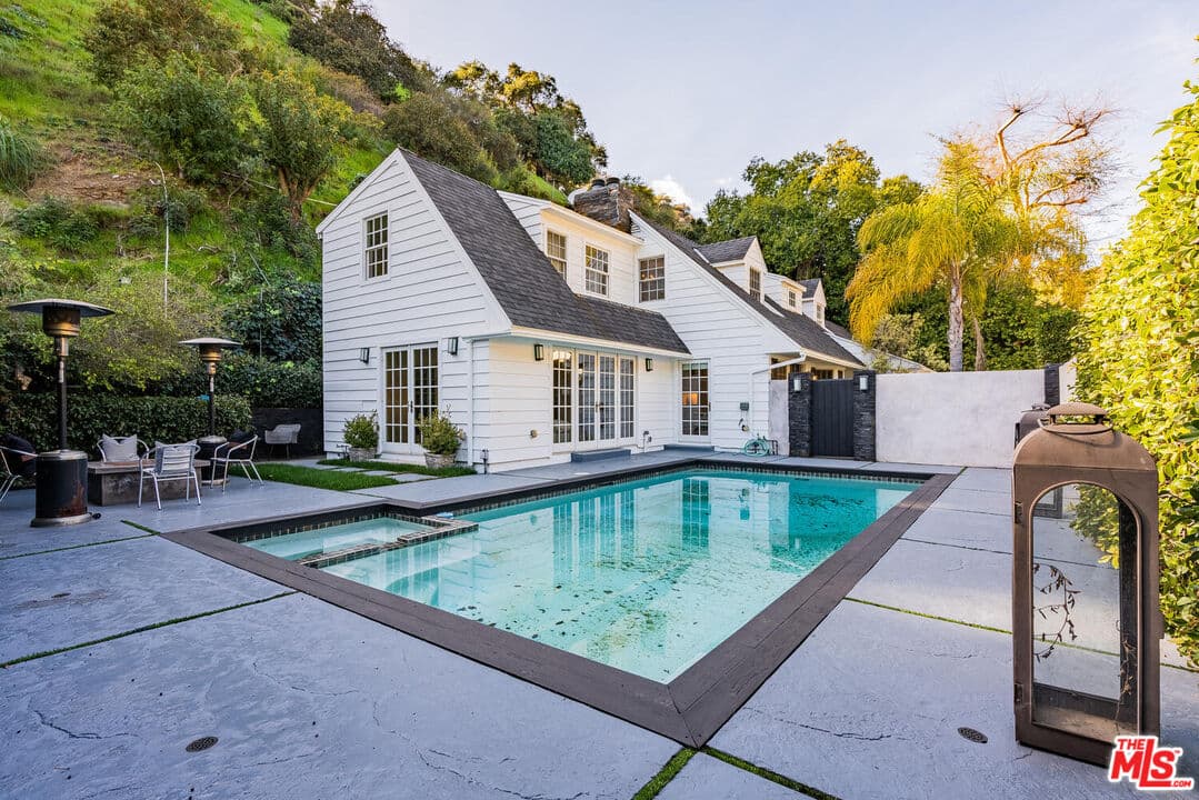 1049 Chantilly Rd, Los Angeles, CA 90077, photo 21