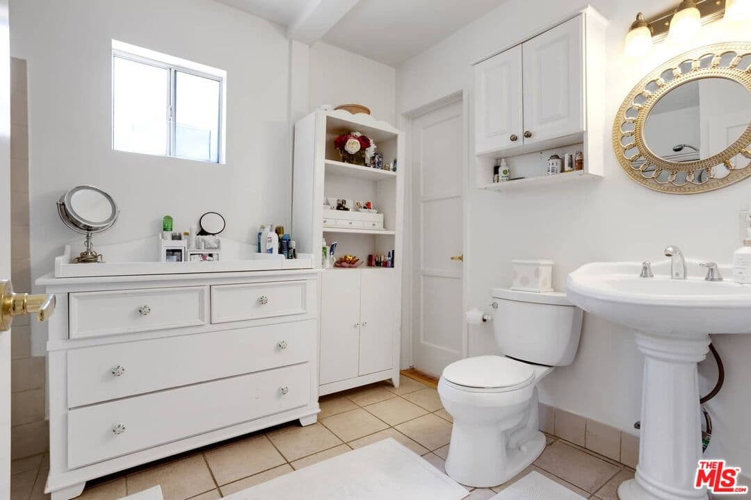 11333 Braddock Dr, Culver City, CA 90230, photo 9
