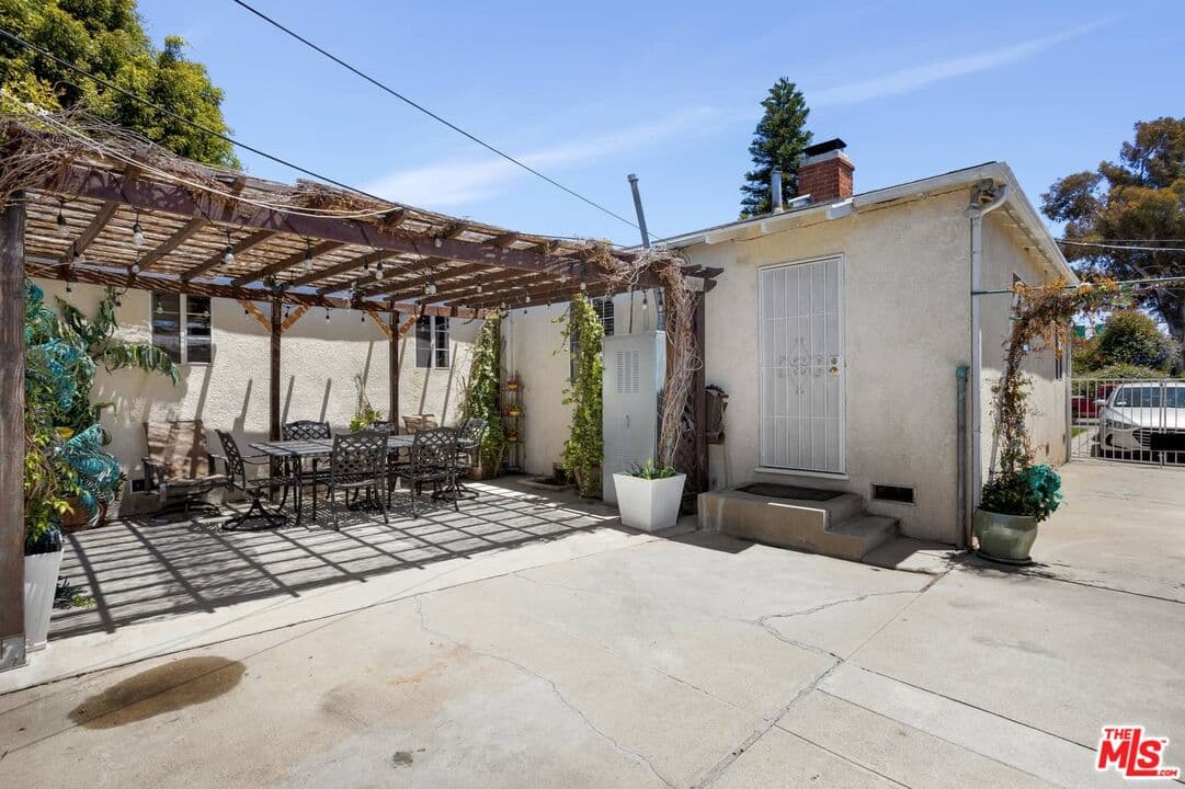 11333 Braddock Dr, Culver City, CA 90230, photo 22