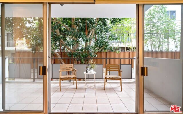 1155 N La Cienega Blvd #203, West Hollywood, CA 90069, photo 8