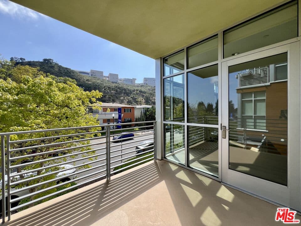 11715 W Bellagio Rd #204, Los Angeles, CA 90049, photo 18