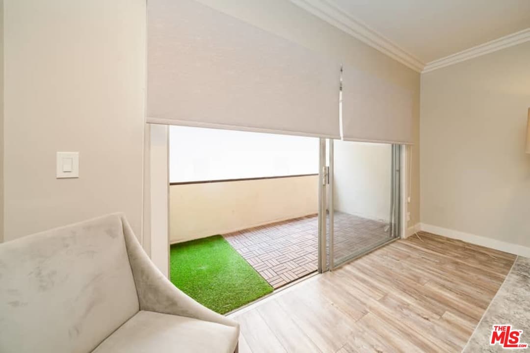 11820 Mayfield Ave #209, Los Angeles, CA 90049, photo 10