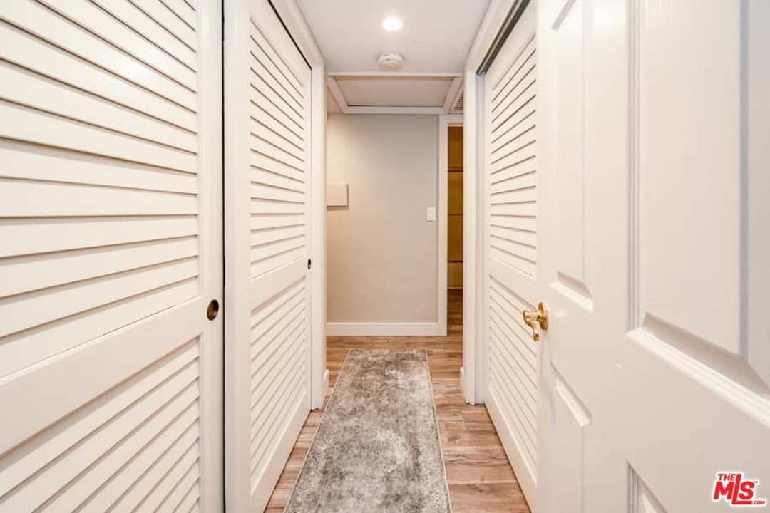 11820 Mayfield Ave #209, Los Angeles, CA 90049, photo 11