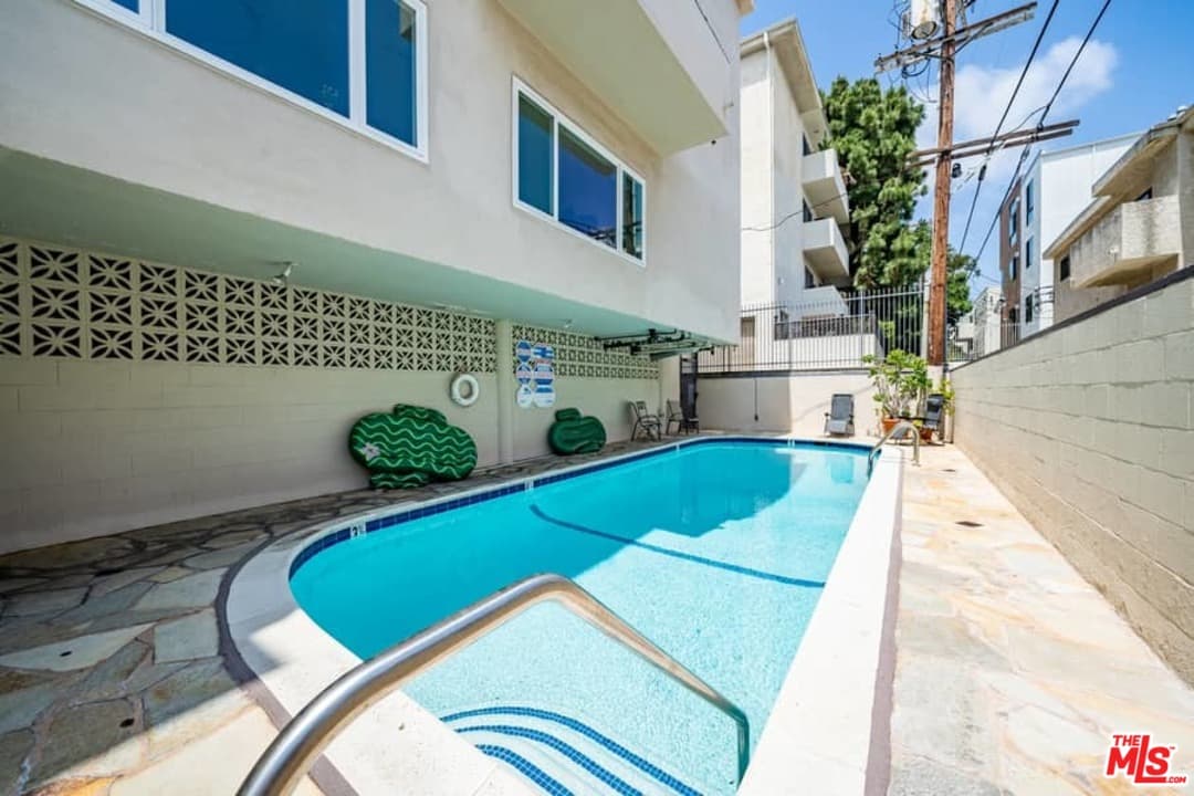 11820 Mayfield Ave #209, Los Angeles, CA 90049, photo 17