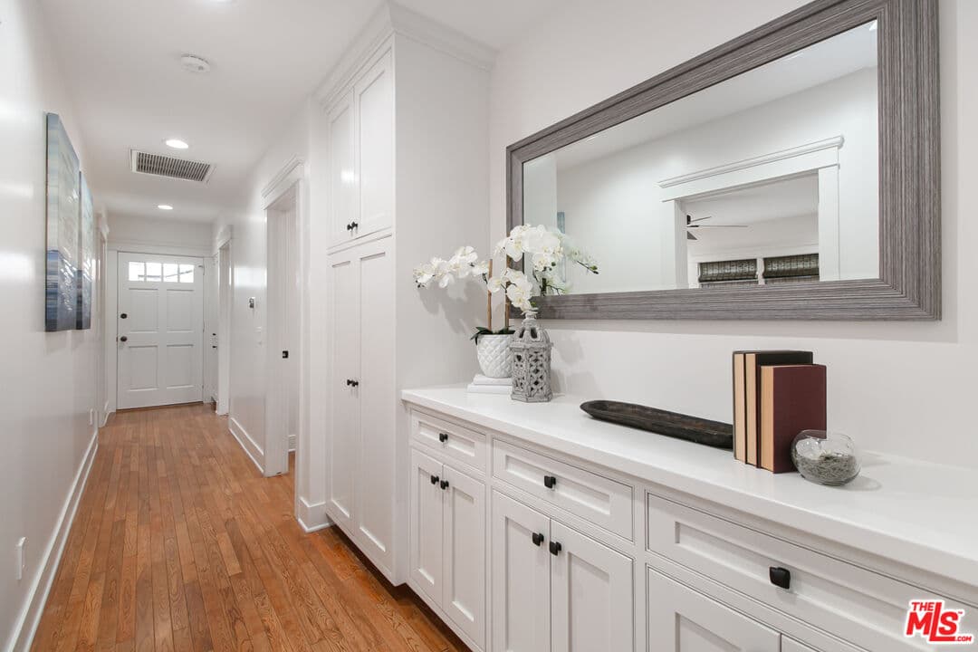 11951 Aneta St, Culver City, CA 90230, photo 15