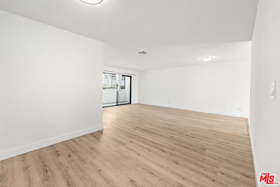 11975 Texas Ave #102, Los Angeles, CA 90025, photo 14