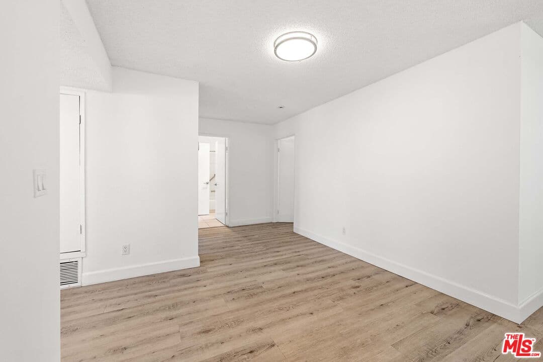 11975 Texas Ave #102, Los Angeles, CA 90025, photo 15