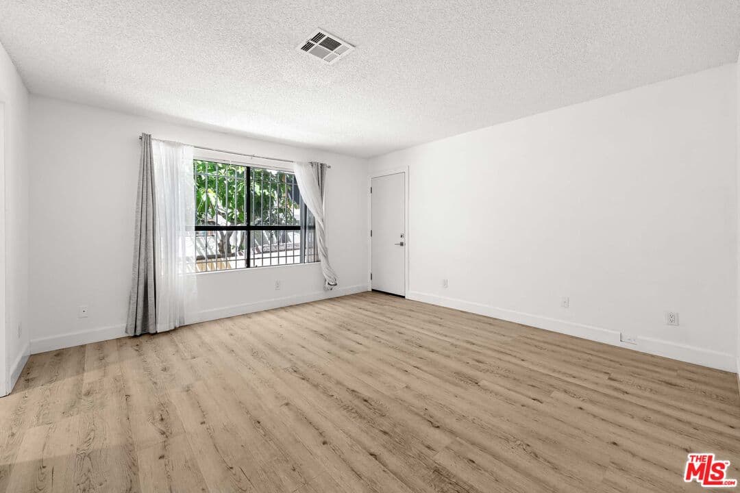 11975 Texas Ave #102, Los Angeles, CA 90025, photo 16