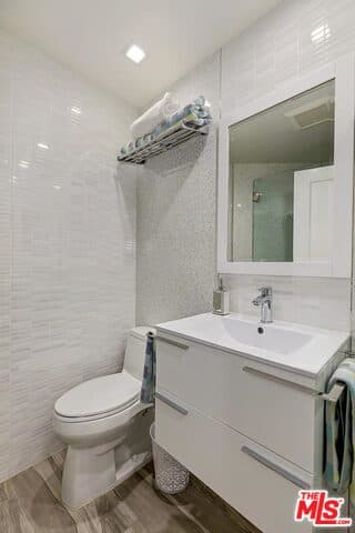 120 N Swall Dr #202, Los Angeles, CA 90048, photo 18