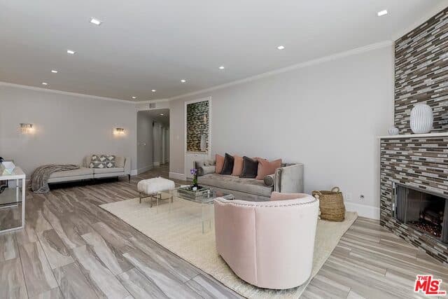 120 N Swall Dr #202, Los Angeles, CA 90048, photo 26