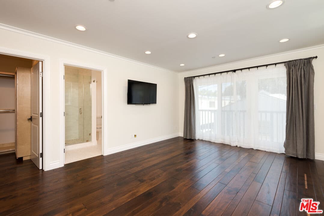 120 Vista Pl, Venice, CA 90291, photo 18