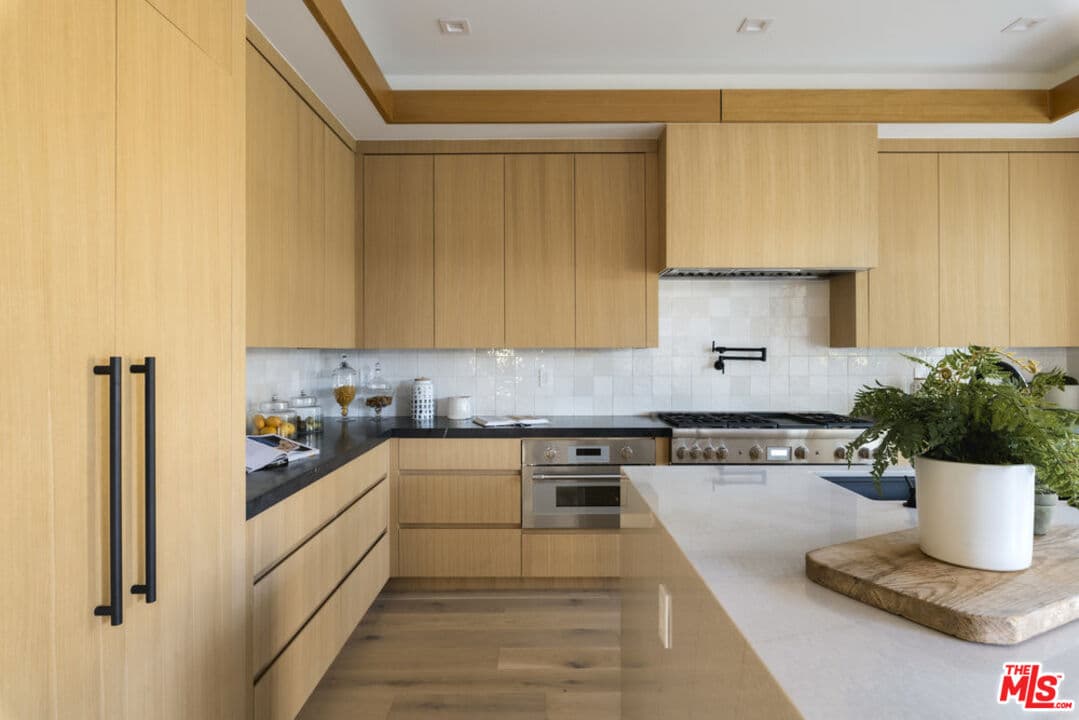 12850 Admiral Ave, Los Angeles, CA 90066, photo 13