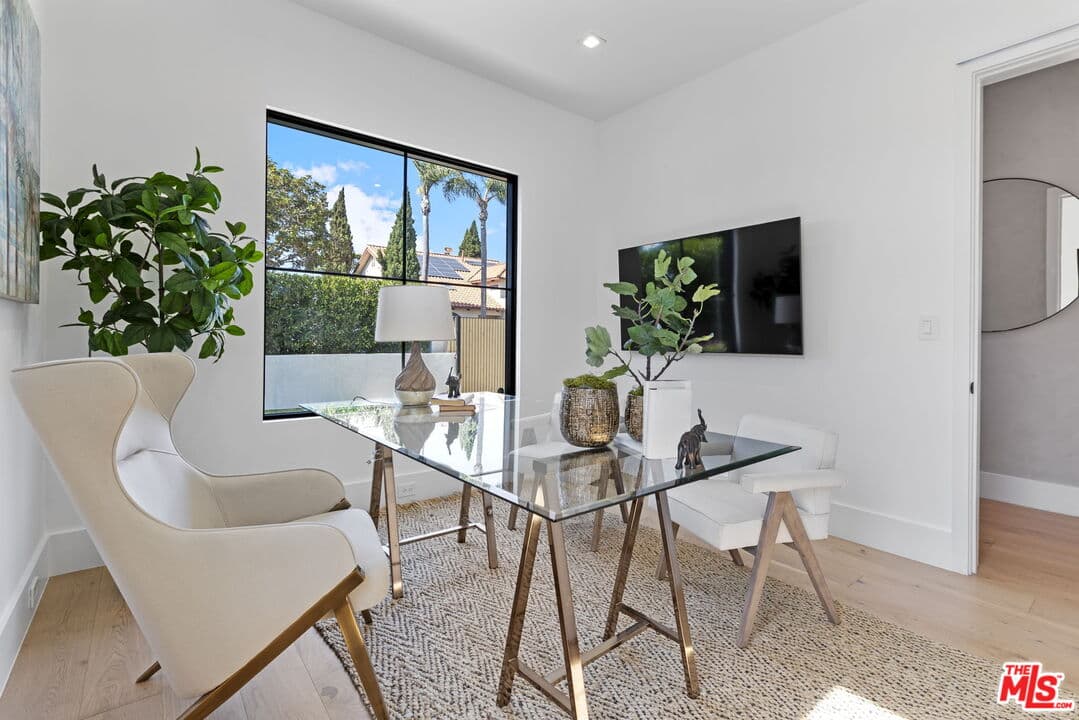12850 Admiral Ave, Los Angeles, CA 90066, photo 6