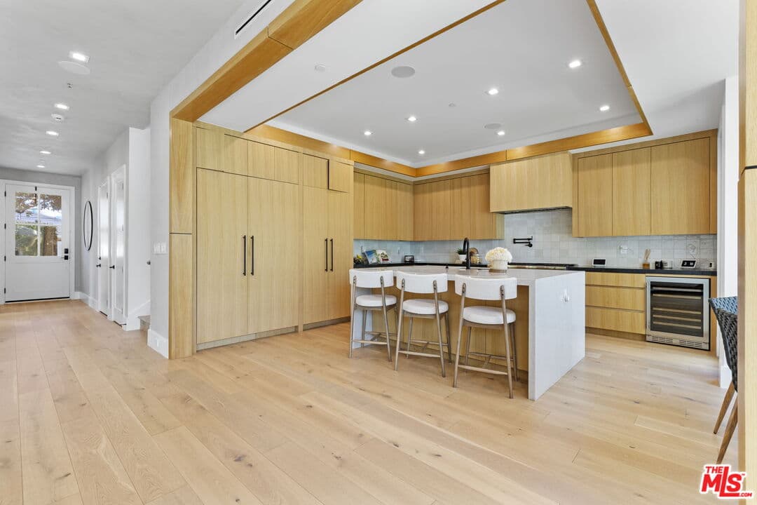 12850 Admiral Ave, Los Angeles, CA 90066, photo 12