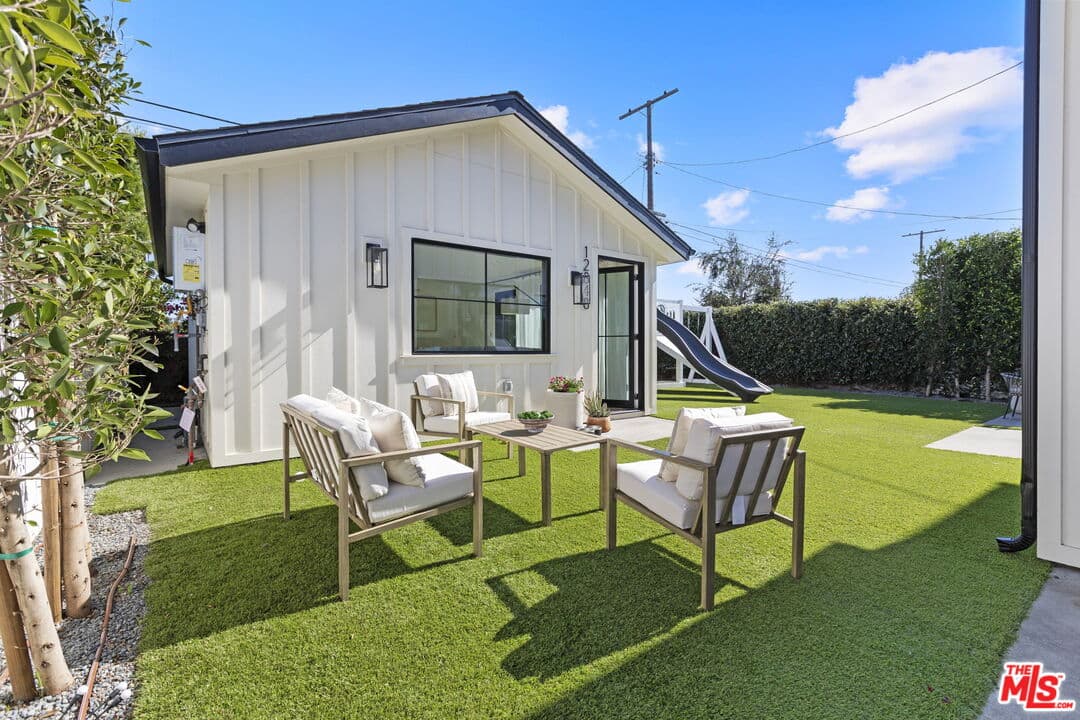 12850 Admiral Ave, Los Angeles, CA 90066, photo 29