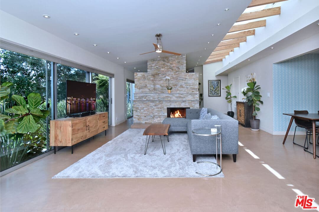 13470 Contour Dr, Sherman Oaks, CA 91423, photo 7