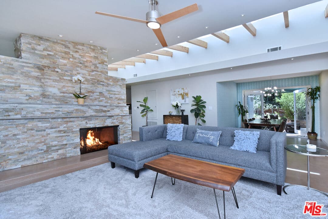 13470 Contour Dr, Sherman Oaks, CA 91423, photo 10