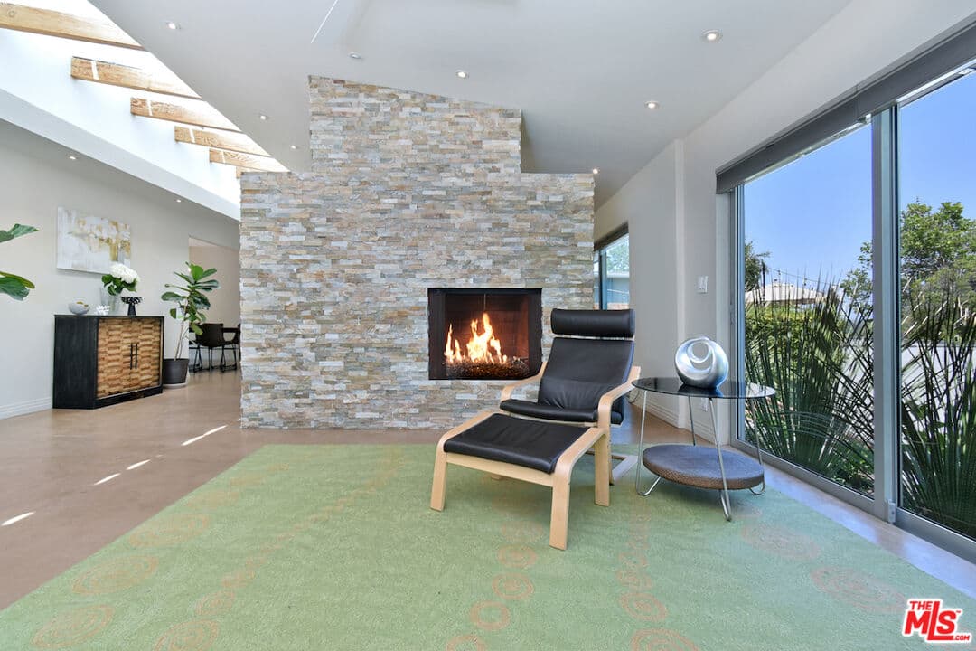 13470 Contour Dr, Sherman Oaks, CA 91423, photo 14