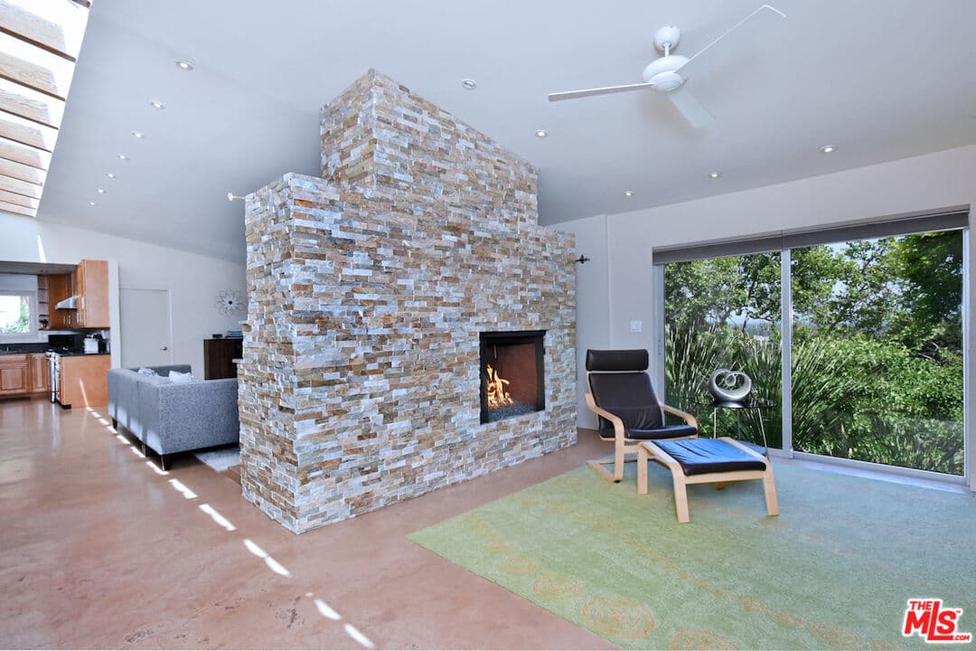 13470 Contour Dr, Sherman Oaks, CA 91423, photo 15