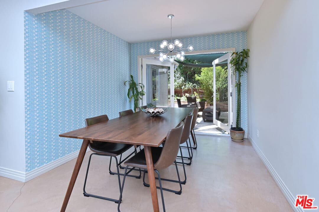 13470 Contour Dr, Sherman Oaks, CA 91423, photo 16