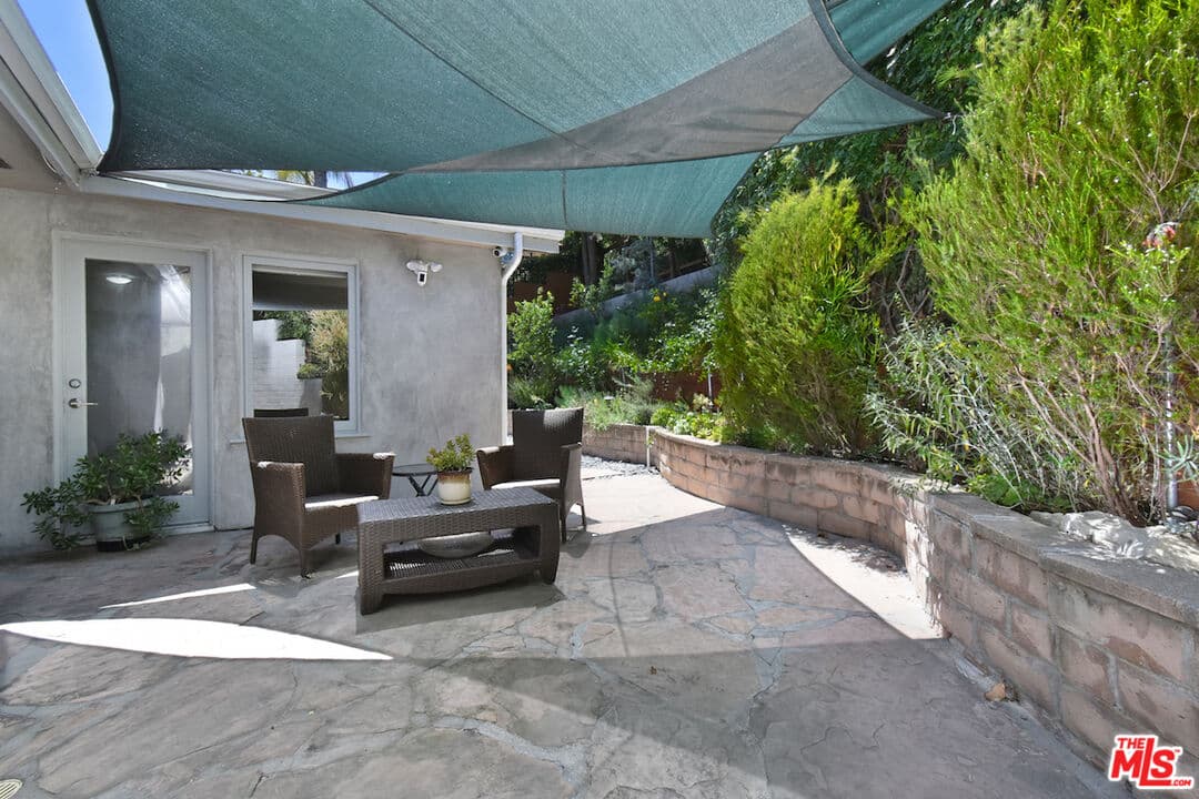 13470 Contour Dr, Sherman Oaks, CA 91423, photo 25