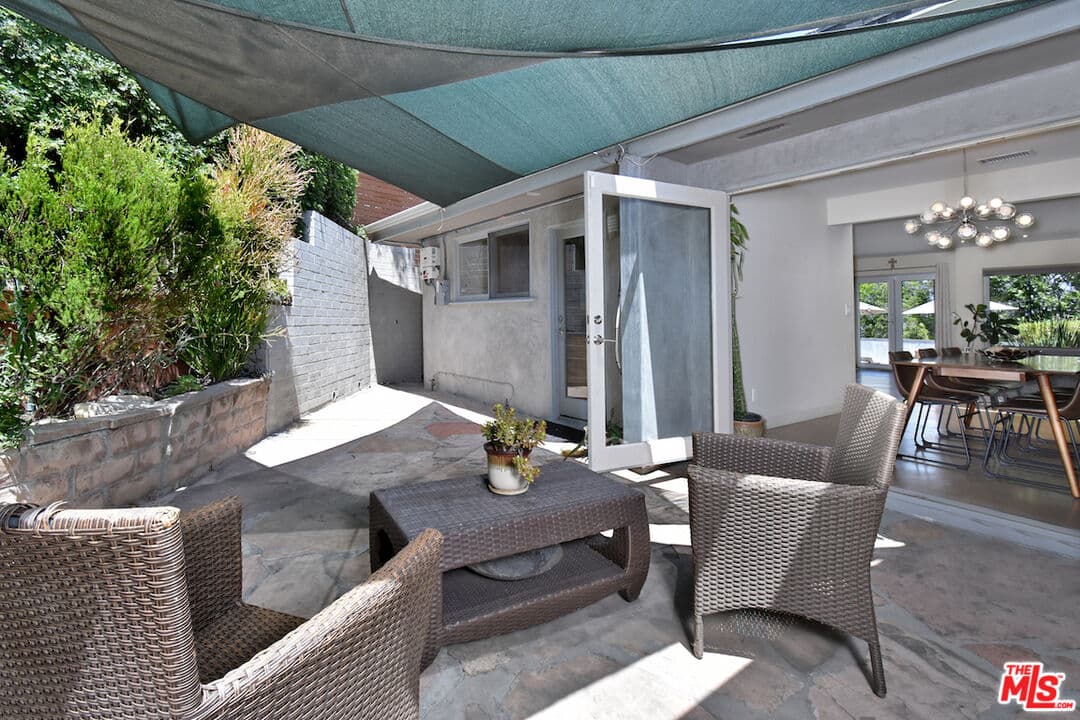 13470 Contour Dr, Sherman Oaks, CA 91423, photo 26