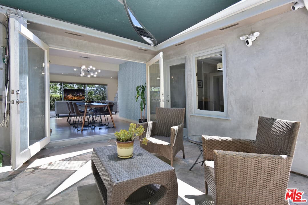 13470 Contour Dr, Sherman Oaks, CA 91423, photo 27