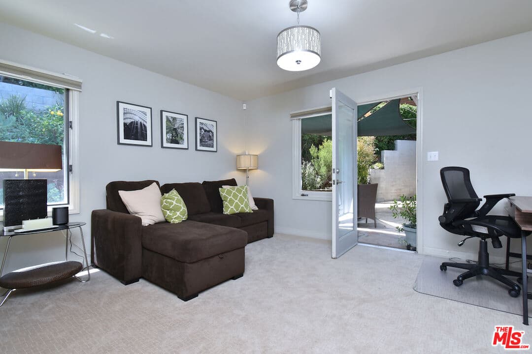 13470 Contour Dr, Sherman Oaks, CA 91423, photo 31