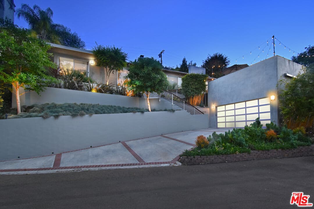 13470 Contour Dr, Sherman Oaks, CA 91423, photo 45