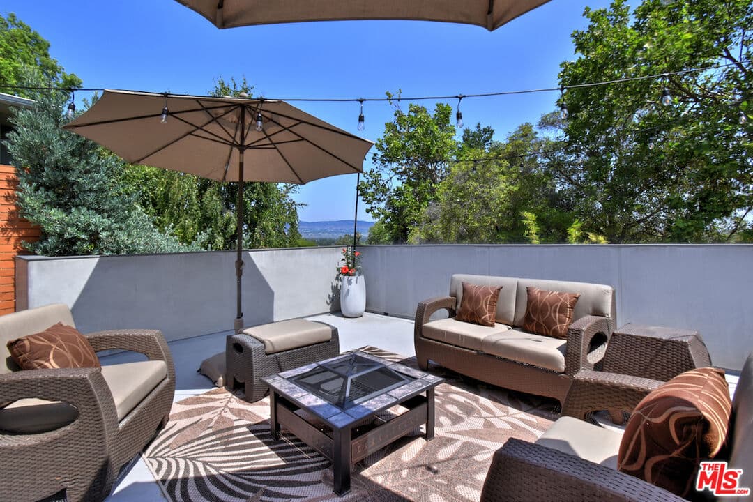 13470 Contour Dr, Sherman Oaks, CA 91423, photo 47