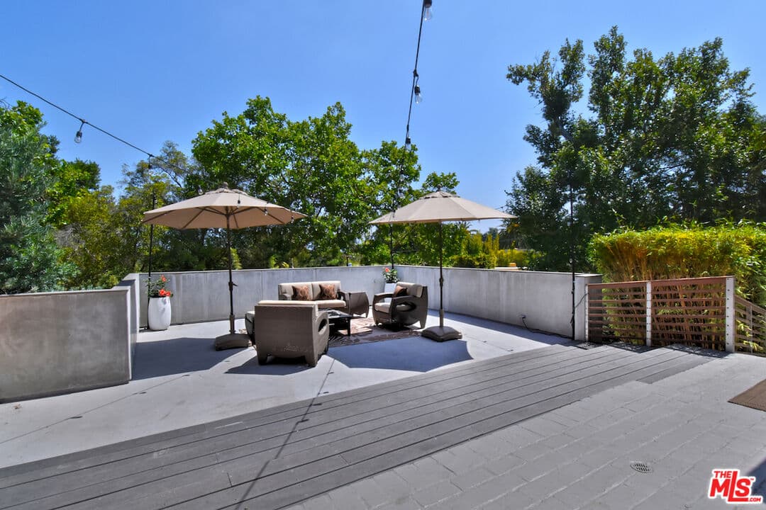 13470 Contour Dr, Sherman Oaks, CA 91423, photo 48
