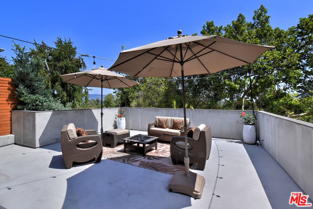 13470 Contour Dr, Sherman Oaks, CA 91423, photo 49