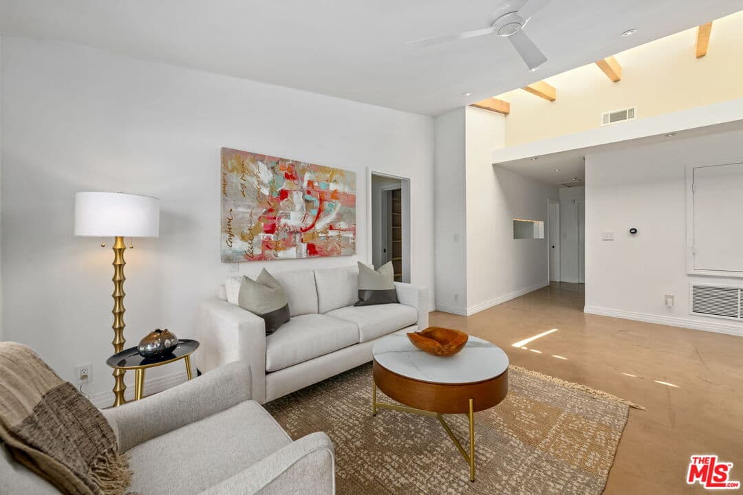 13470 Contour Dr, Sherman Oaks, CA 91423, photo 13