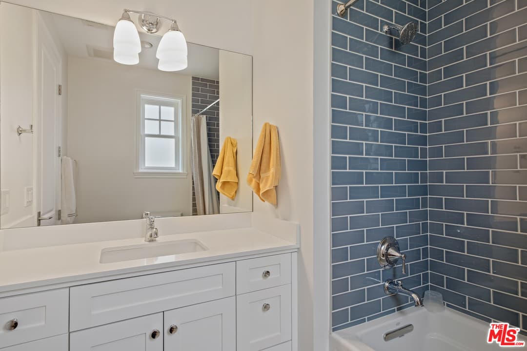1514 S Carmelina Ave, Los Angeles, CA 90025, photo 8