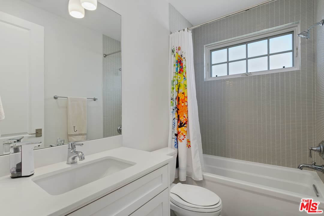 1514 S Carmelina Ave, Los Angeles, CA 90025, photo 18