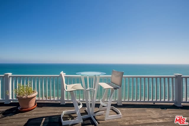 18440 Coastline Dr