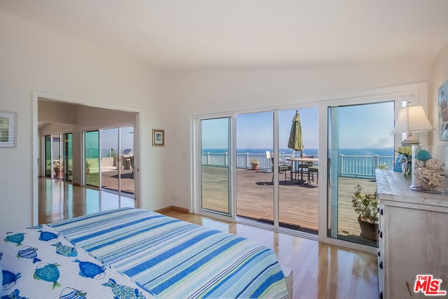 18440 Coastline Dr, Malibu, CA 90265, photo 12