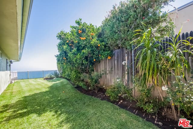 18440 Coastline Dr, Malibu, CA 90265, photo 16