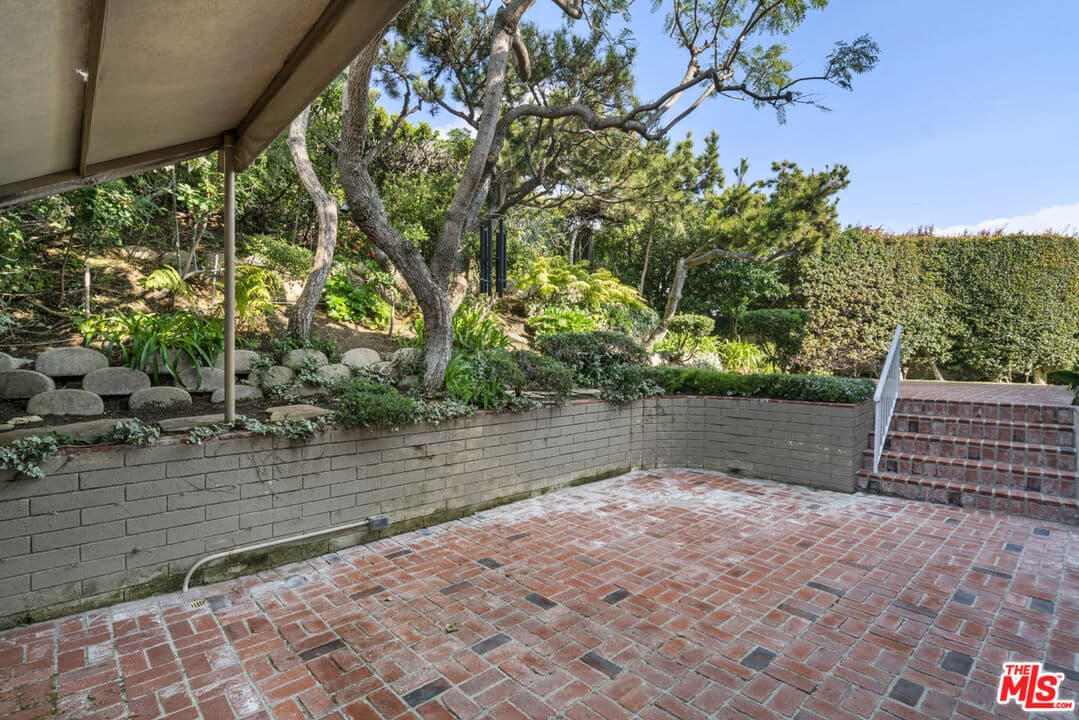 18441 Kingsport Dr, Malibu, CA 90265, photo 10
