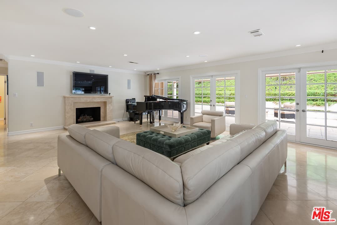 1916 San Ysidro Dr, Beverly Hills, CA 90210, photo 6