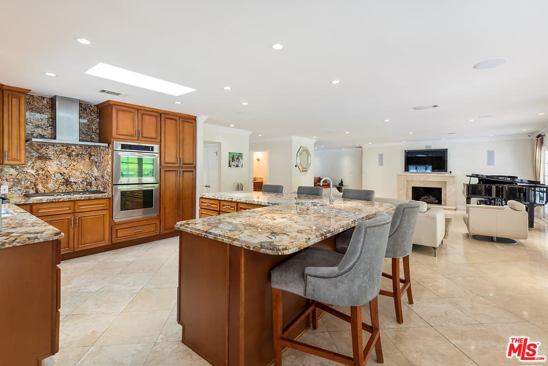 1916 San Ysidro Dr, Beverly Hills, CA 90210, photo 11