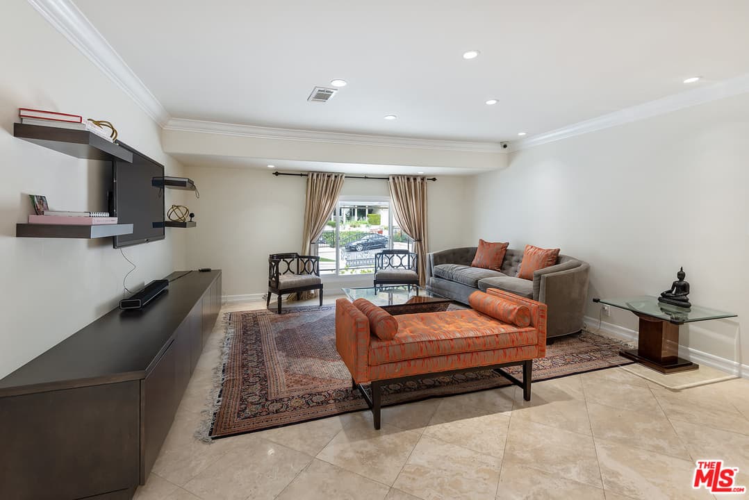 1916 San Ysidro Dr, Beverly Hills, CA 90210, photo 13