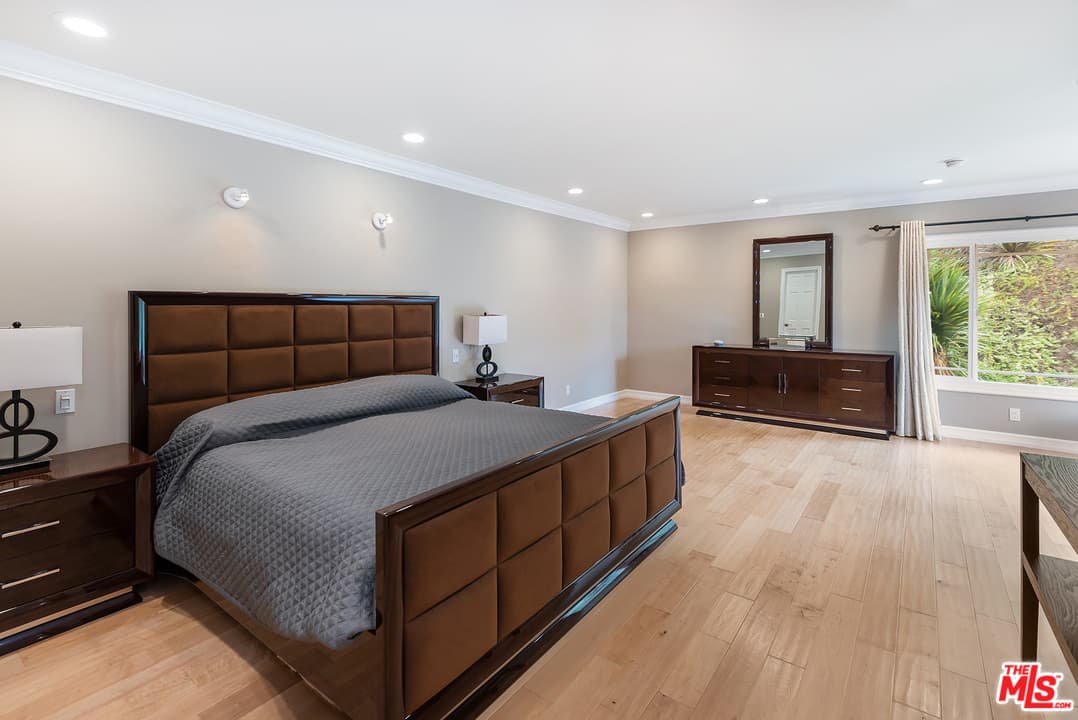 1916 San Ysidro Dr, Beverly Hills, CA 90210, photo 19