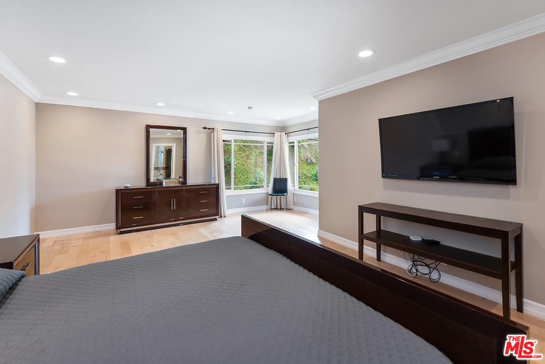 1916 San Ysidro Dr, Beverly Hills, CA 90210, photo 20