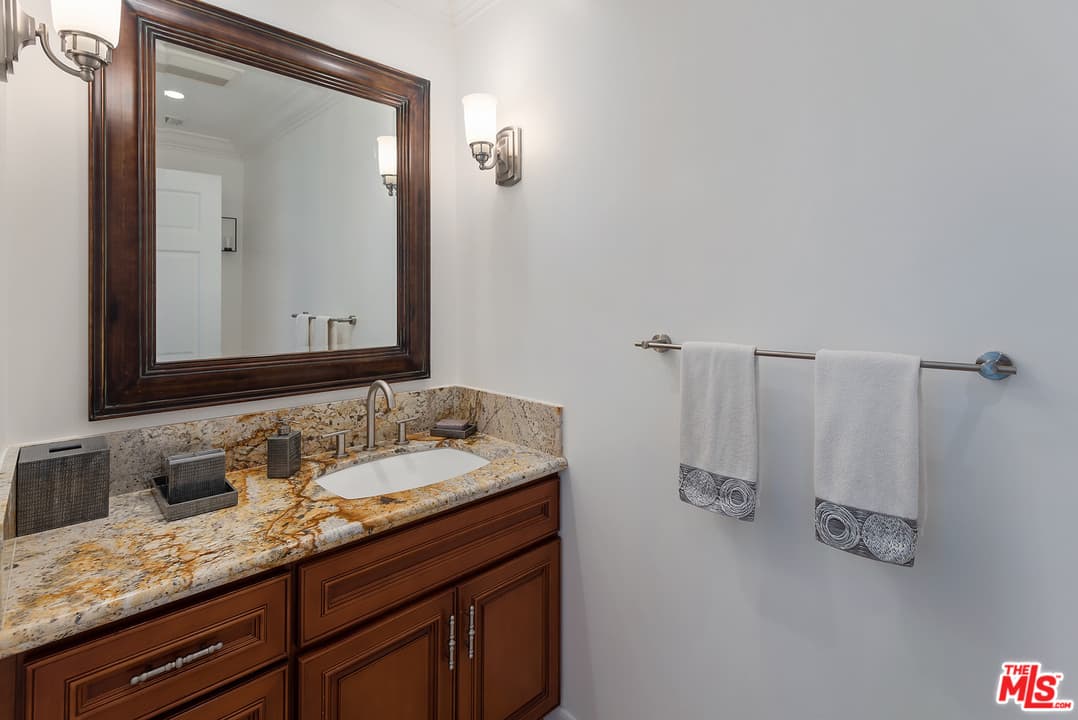 1916 San Ysidro Dr, Beverly Hills, CA 90210, photo 26