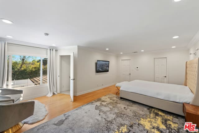 1916 San Ysidro Dr, Beverly Hills, CA 90210, photo 12