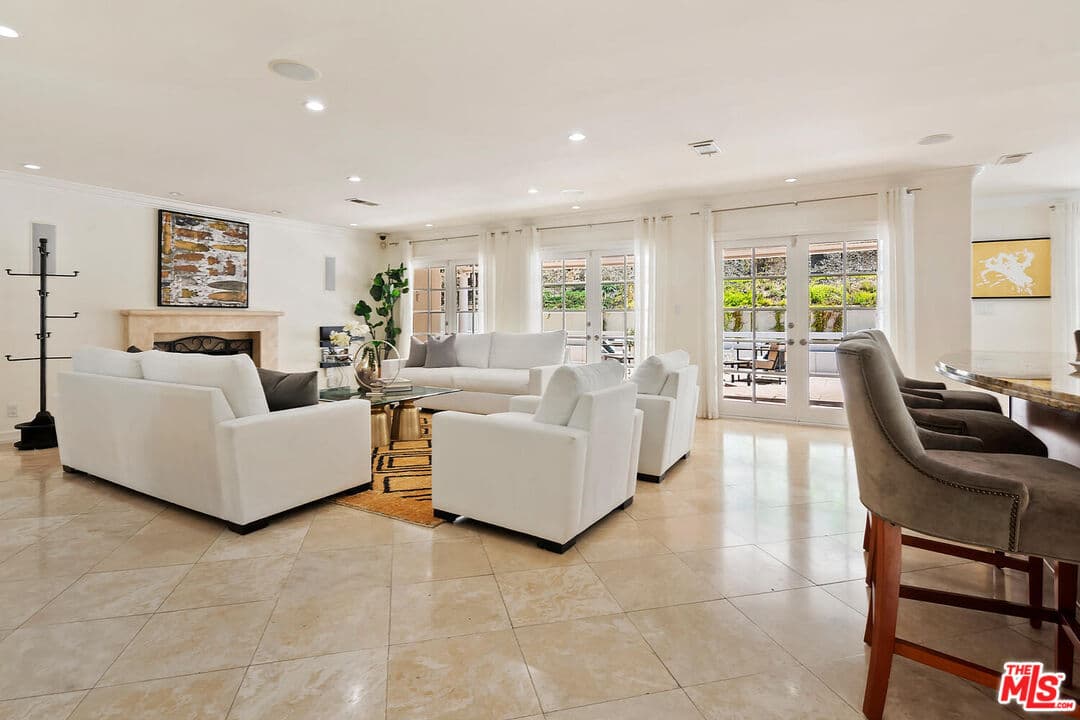 1916 San Ysidro Dr, Beverly Hills, CA 90210, photo 6