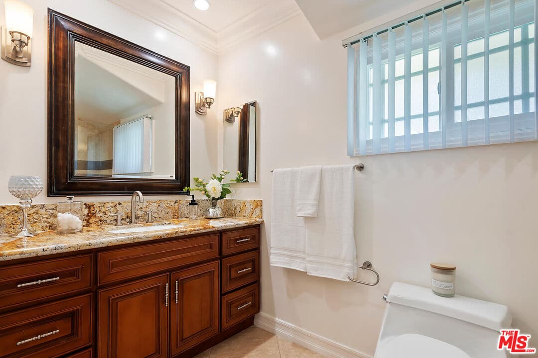1916 San Ysidro Dr, Beverly Hills, CA 90210, photo 13
