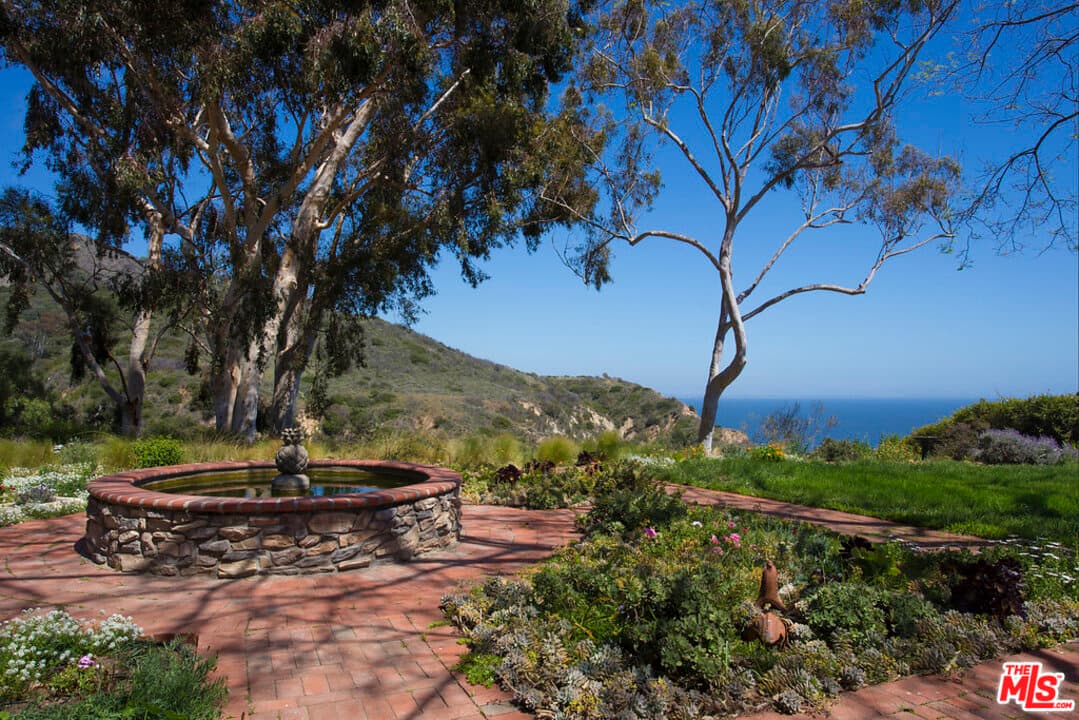 20990 Las Flores Mesa Dr, Malibu, CA 90265, photo 12